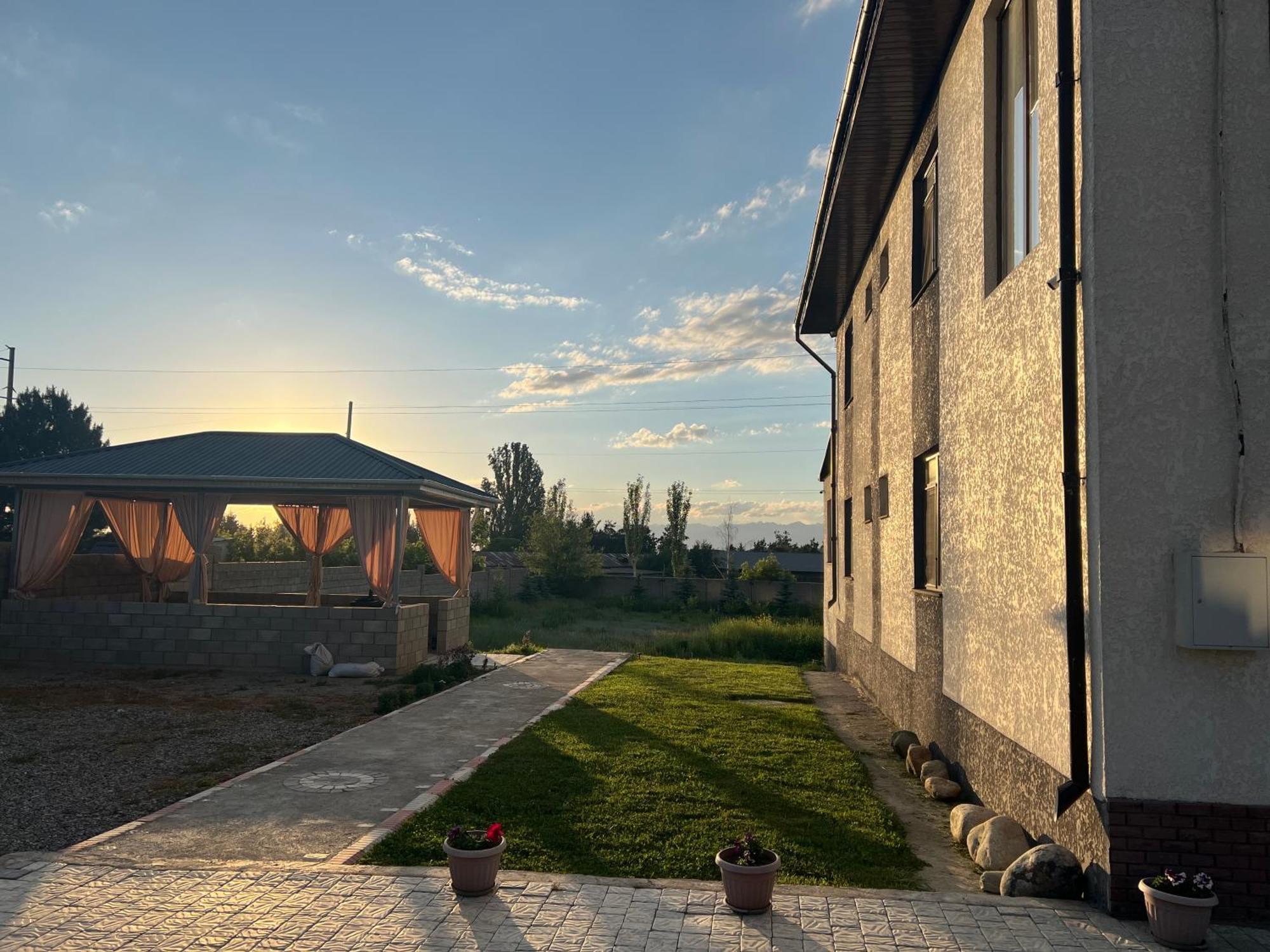 Bayotel Karakol Exterior photo